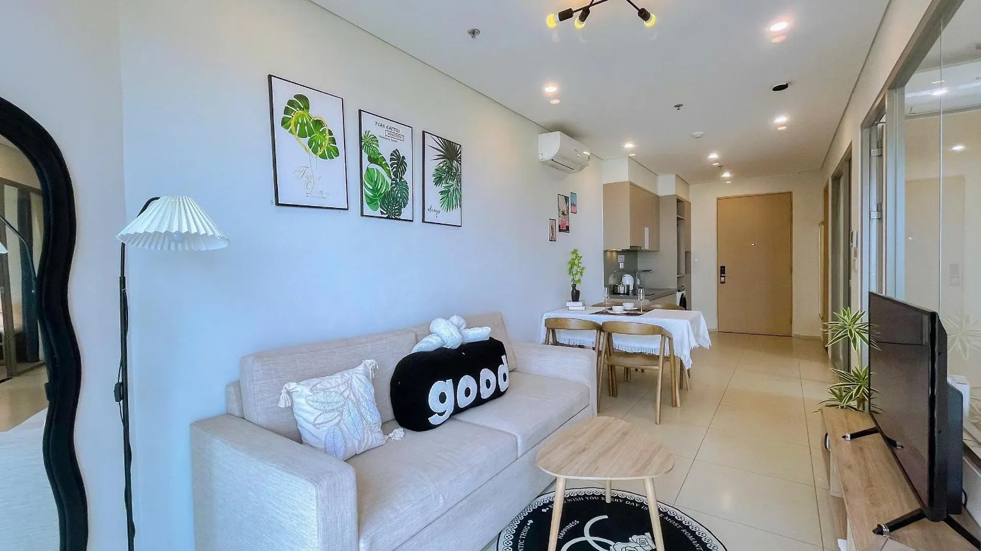 Apartment The Song Vung Tau - Pool Rooftop Free- Ocean View Nearbeach