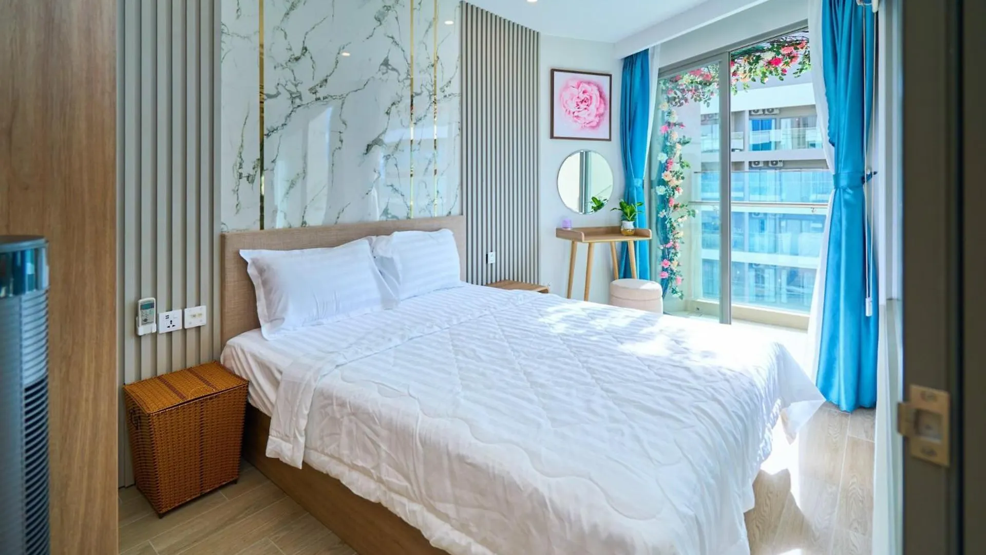 Apartment The Song Vung Tau - Pool Rooftop Free- Ocean View Nearbeach