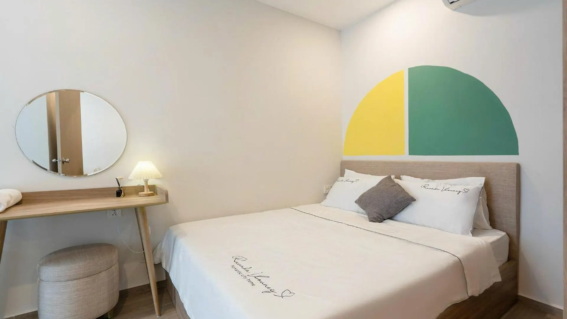 The Song Vung Tau - Pool Rooftop Free- Ocean View Nearbeach Apartment