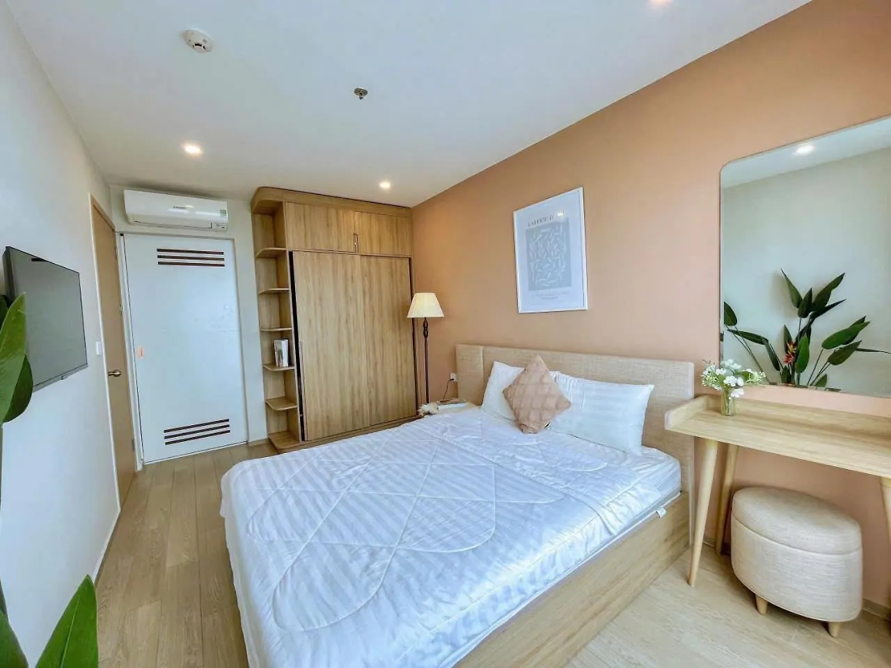 Apartment The Song Vung Tau - Pool Rooftop Free- Ocean View Nearbeach
